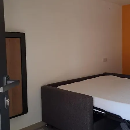 Le Pailler 2p Et 3 Enfants Sous Le Tipi Çiftlik konaklama Calvi (Corsica)