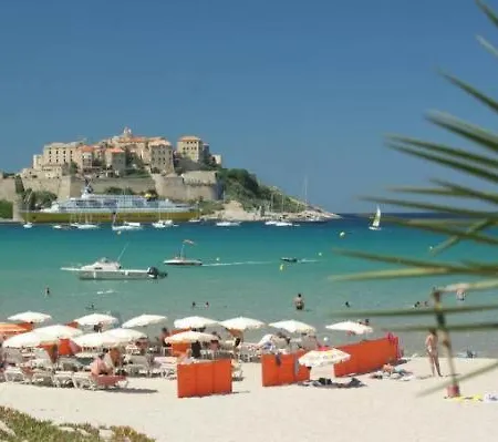 Çiftlik konaklama Le Pailler 2p Et 3 Enfants Sous Le Tipi Calvi (Corsica)