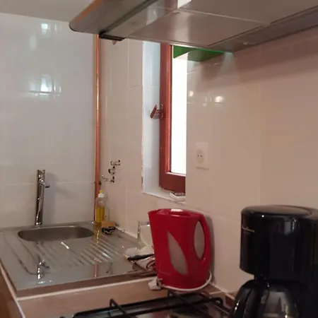 Le Pailler 2p Et 3 Enfants Sous Le Tipi * Calvi (Corsica)