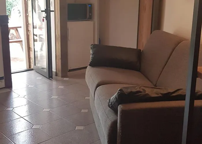 Le Pailler 2p Et 3 Enfants Sous Le Tipi ファームステイ