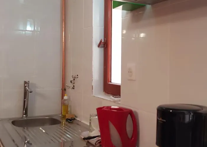 Le Pailler 2p Et 3 Enfants Sous Le Tipi * קאלבי